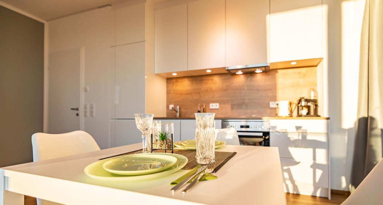 New Luxury Overlooking Wien